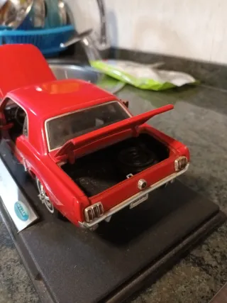 Ford Mustang 1964-1/2 Convertible Slot