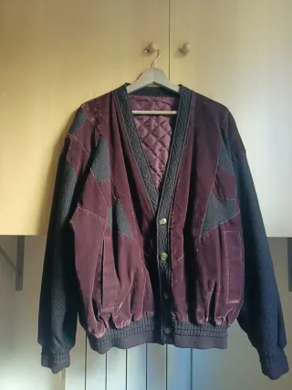 Abrigo Morado y Negro