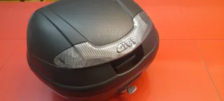 Maleta Givi con parrilla