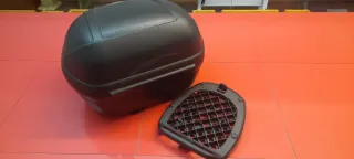 Maleta Givi con parrilla