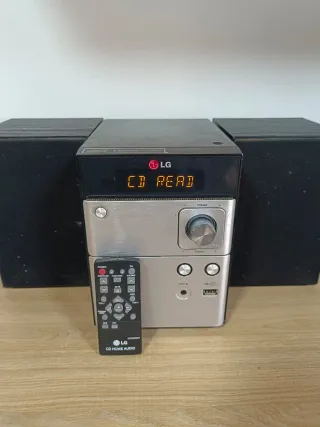 Minicadena LG color negro y plateado