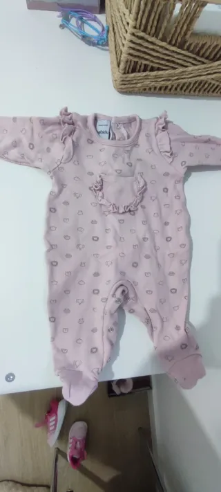 Pack 5: 2 Pijamas babidu y 3 Bodies talla 0