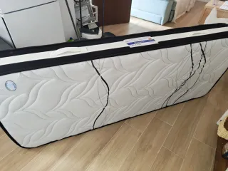 Colchón viscoelástico y de muelle.