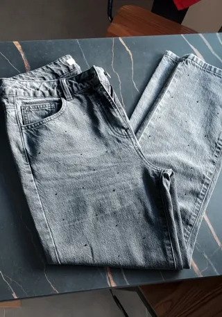 Pantalón gris Morgan con pedrería y camiseta M