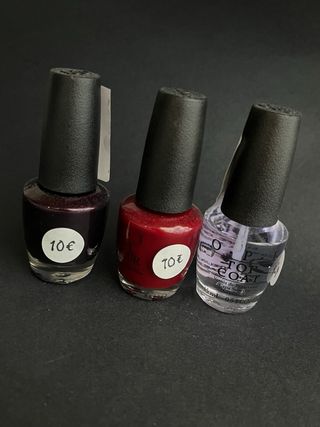 Esmaltes OPI (Morado, Rojo) + Top Coat