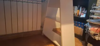 Escritorio cristal negro patas blancas