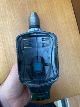 Taladradora a batería Hitachi