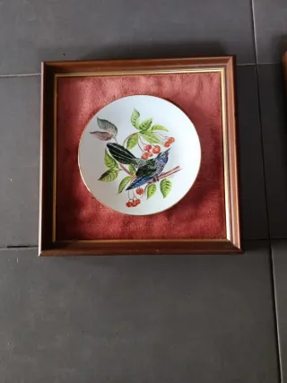 Se venden tres Platos decorativo pájaros