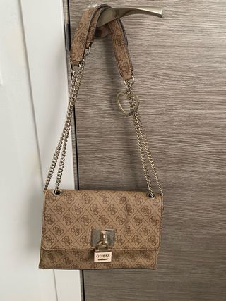 Bolso Guess Marrón y Dorado