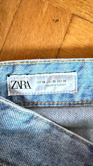 Pantalón cargo Zara azul
