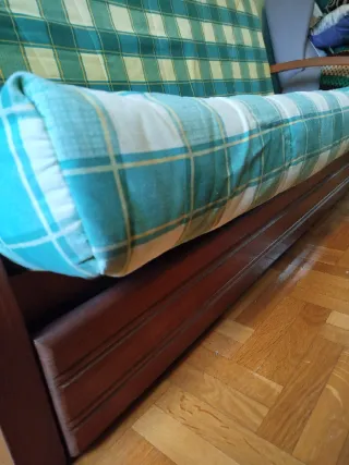 Sofá Cama de madera y tela - 4 plazas