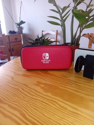 Nintendo Switch OLED Branco + Jogo