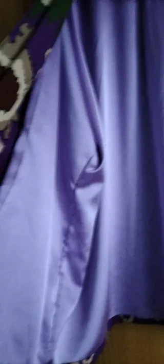 Chaqueta con estampado morado y verde