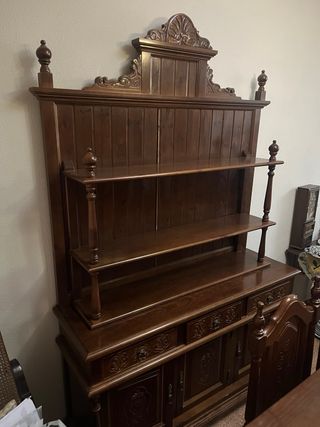 Conjunto de mesa, mueble y armario de vidrio