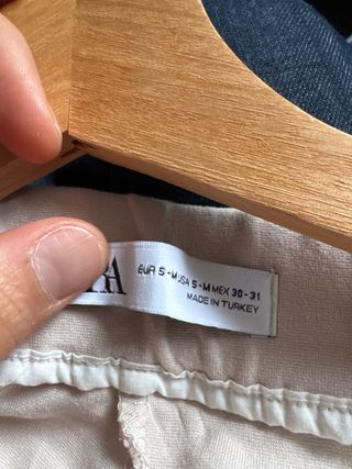 Pantalón zara elegante beige estilo traje