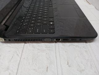 Portatil HP Pavilion 15-d020dx Táctil  (1776)
