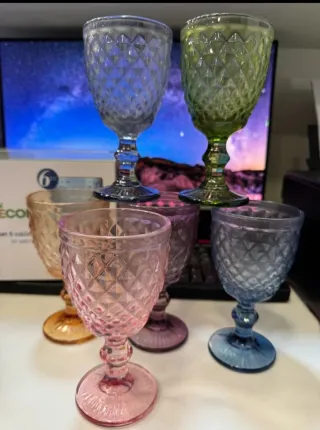 Set di 12 calici da 260 ml in vetro decorato