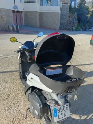 Yamaha Xenter 125cc Scooter