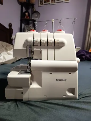 Máquina de coser Overlock