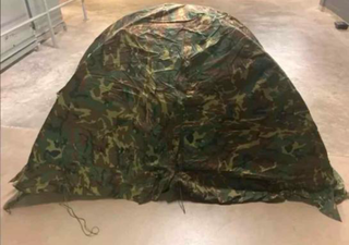 Equipo militar y cosas del ejército