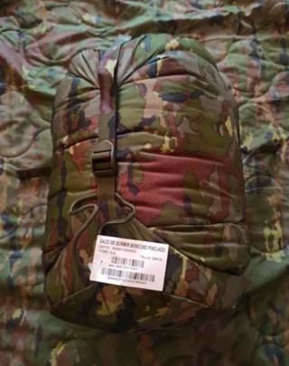 Equipo militar y cosas del ejército