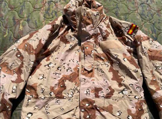 Equipo militar y cosas del ejército