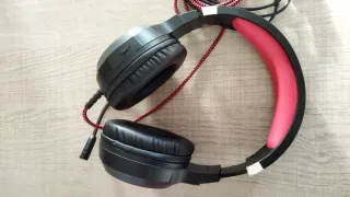 Auriculares Gaming Tempest Negros y Rojos