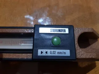 Nivel de precisión Stiefelmayer antiguo