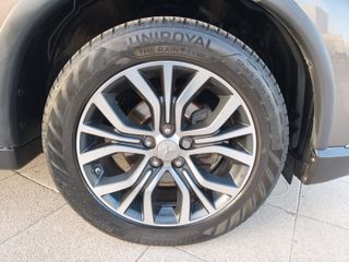 MITSUBISHI OUTLANDER 220 DID 150CV 4X4 7 PLAZAS