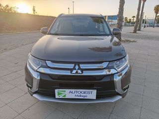 MITSUBISHI OUTLANDER 220 DID 150CV 4X4 7 PLAZAS