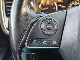 MITSUBISHI OUTLANDER 220 DID 150CV 4X4 7 PLAZAS