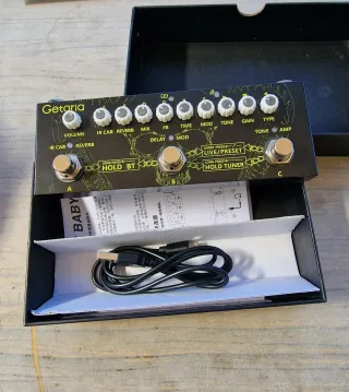 Cube Baby multieffetto per chitarra