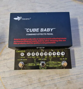 Cube Baby multieffetto per chitarra