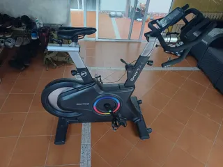 Bicicleta Indoor Bodystone Smartbike como nueva