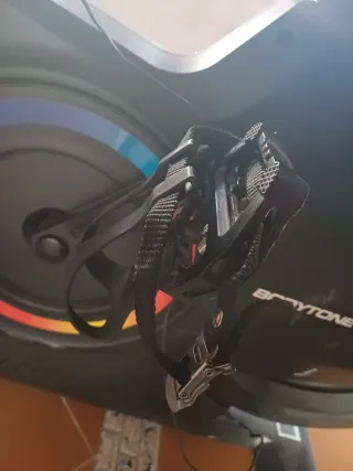 Bicicleta Indoor Bodystone Smartbike como nueva