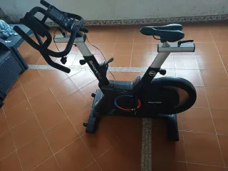 Bicicleta Indoor Bodystone Smartbike como nueva