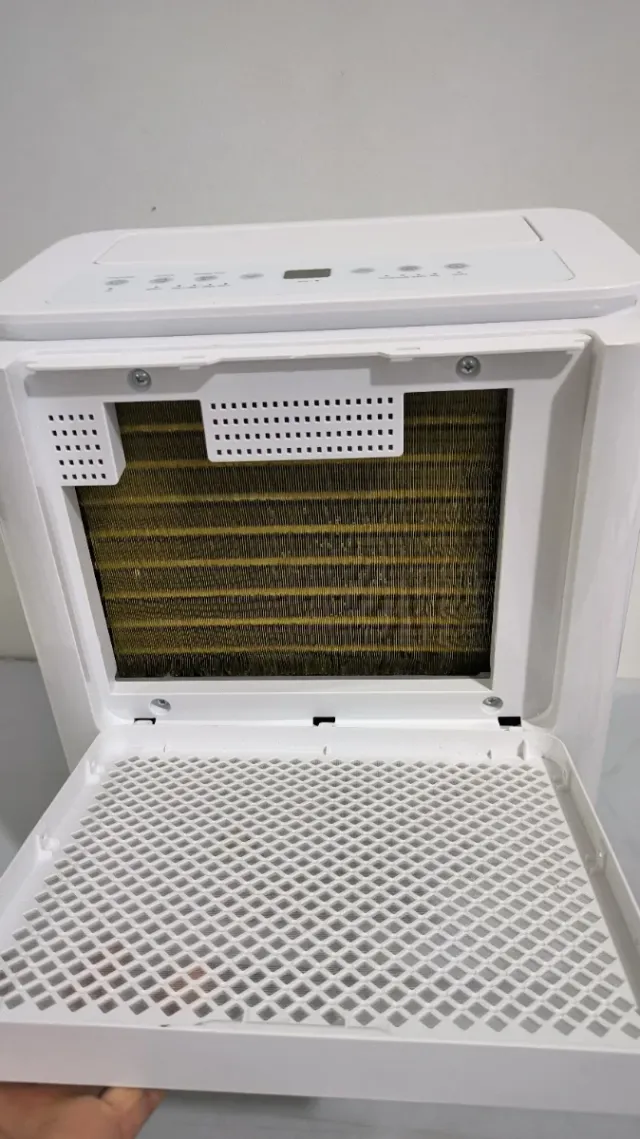 Deshumidificador Comfee 16L W25Y3655