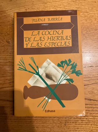 LA COCINA DE LAS HIERBAS Y LAS ESPECIAS