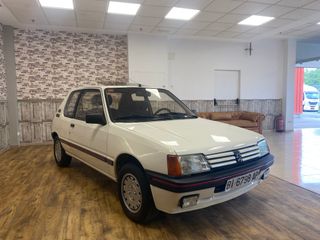 PEUGEOT 205  1987