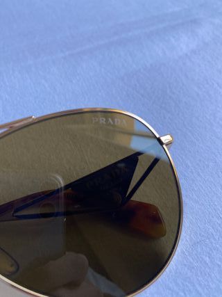 Occhiali da sole donna (Prada)