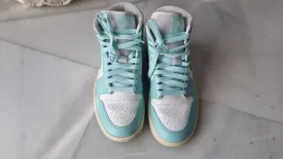 Nike Jordan 1 Mid Verde y Blanco Talla 38