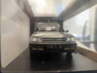 Maqueta Peugeot 309 GTI Norev 1987