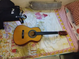 Guitarra española clásica