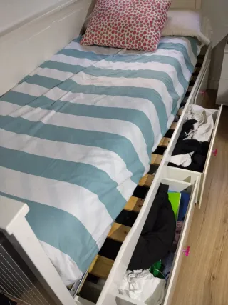 Cama extensible IKEA + 2 colchones