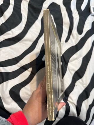 Libro medio siglo de escultura 1900-1945