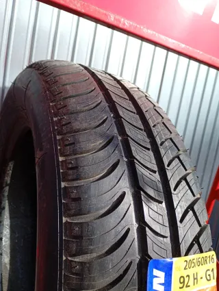 Neumático Michelin 205/60 R16 92H