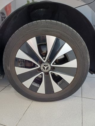 Mercedes-Benz Vito 2023