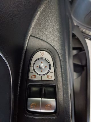 Mercedes-Benz Vito 2023