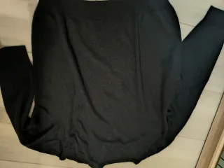 Jersey Emidio Tucci Negro Cuello Pico