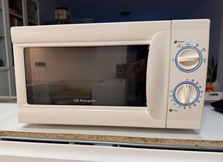 Microondas Orbegozo Blanco
